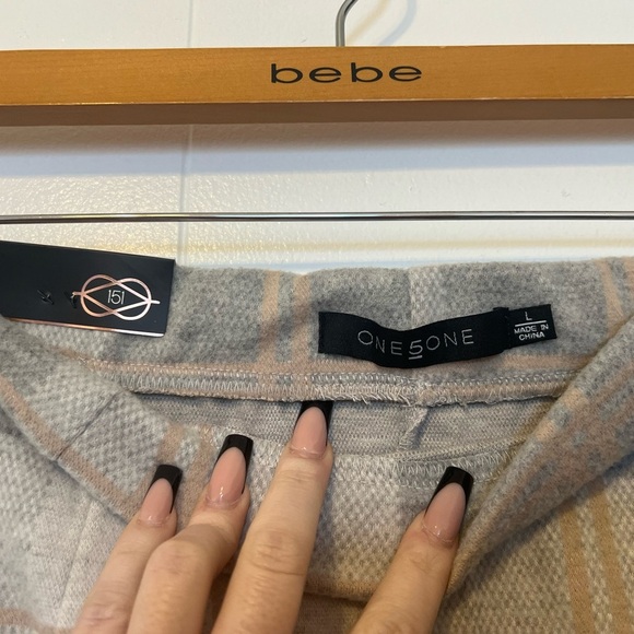 Women’s Plaid Pencil Skirt - Size Large - Picture 6 of 6